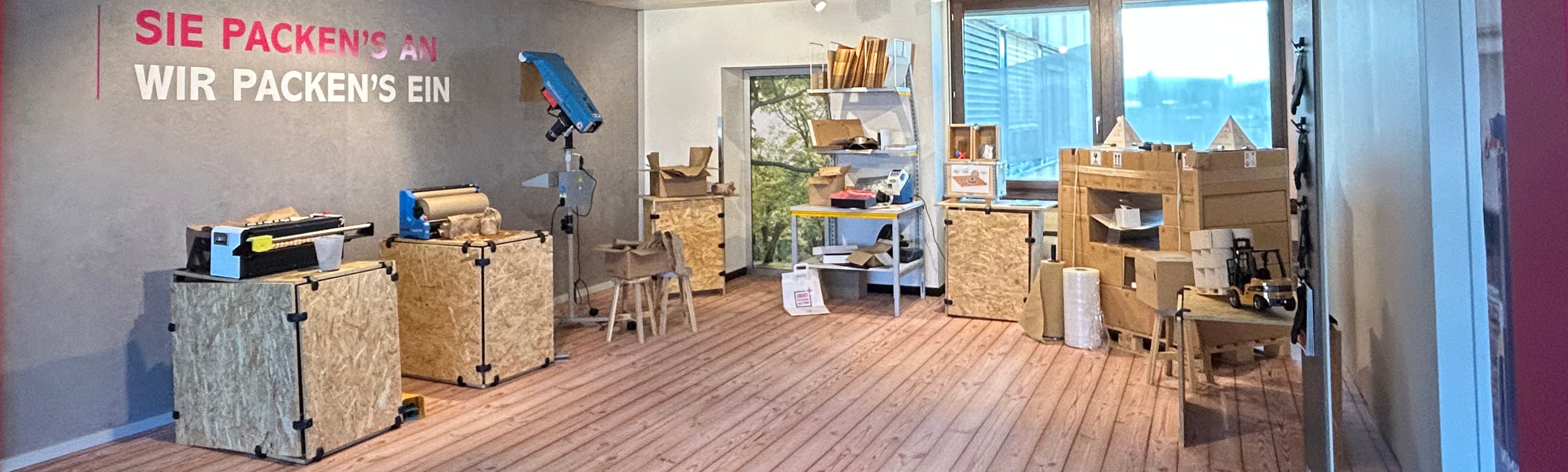 Showroom Packaging