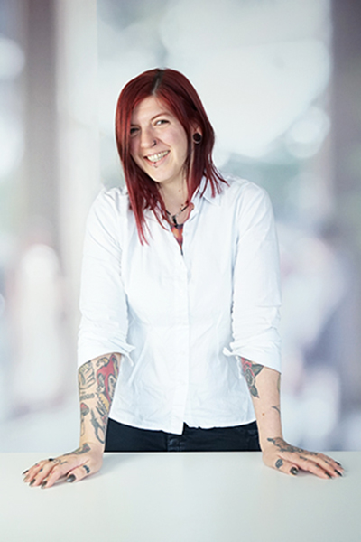Stefanie_Hirschi_400x600w.jpg