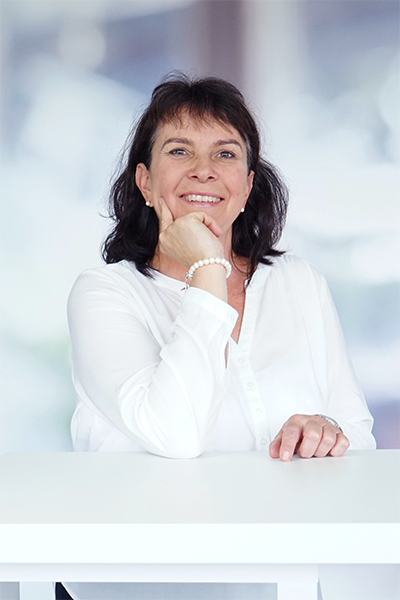 Sandra-Staubli_400x600.jpg