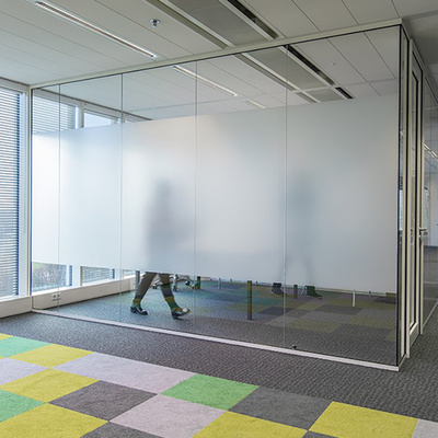 Avery Dusted Glass Anwendung 1