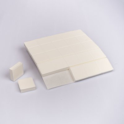 Cales en mousse de PE, autocollant