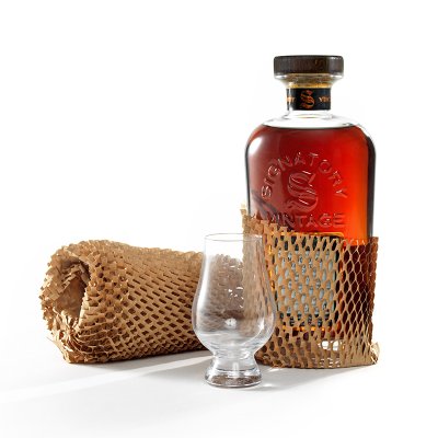 Flasche in Geami Kraftpapier eingewickelt | Antalis CH
